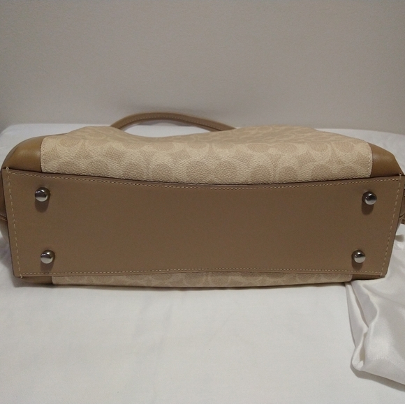 Sold* Signature Dalton Pebble Leather Shoulder Bag - Picture 8 of 16